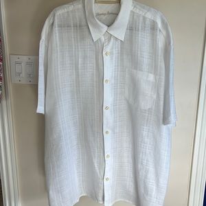 Tommy Bahamas linen shirt.                                              XXL